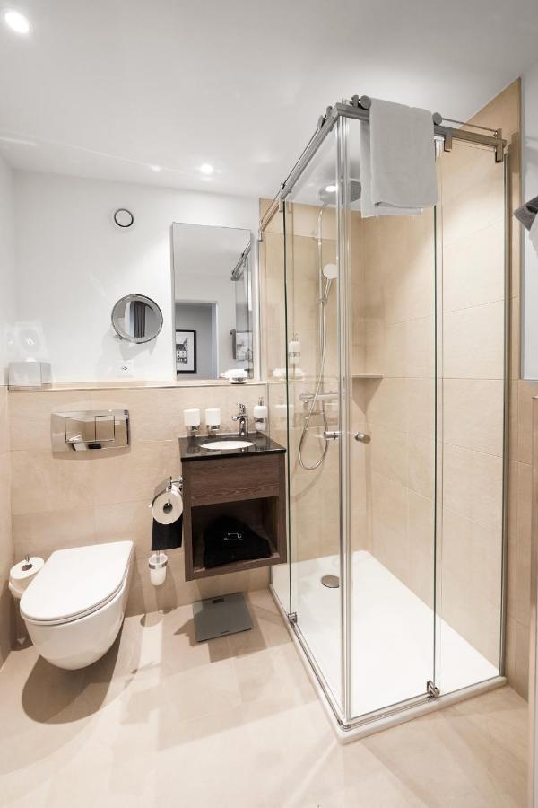 Hotel Loewen Am See Цуг Экстерьер фото